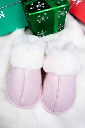 20% OFF! Take It Easy Pink Faux Fur Trimmed Plush Slippers
