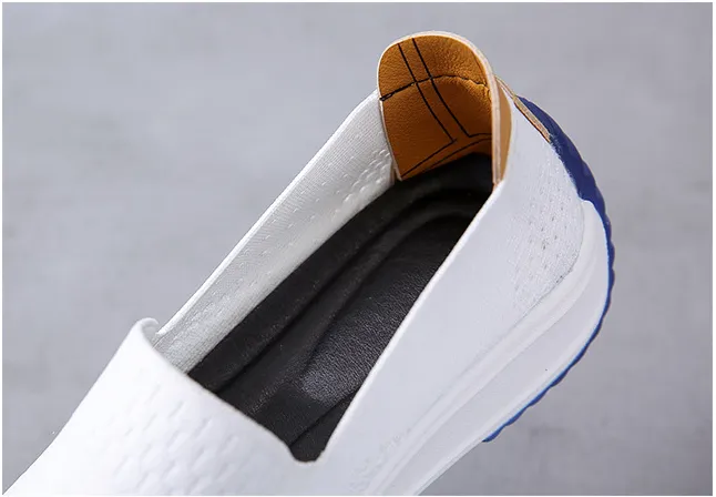 Women's Woven Mesh Lazy Shoes Soft & Wear-resistant